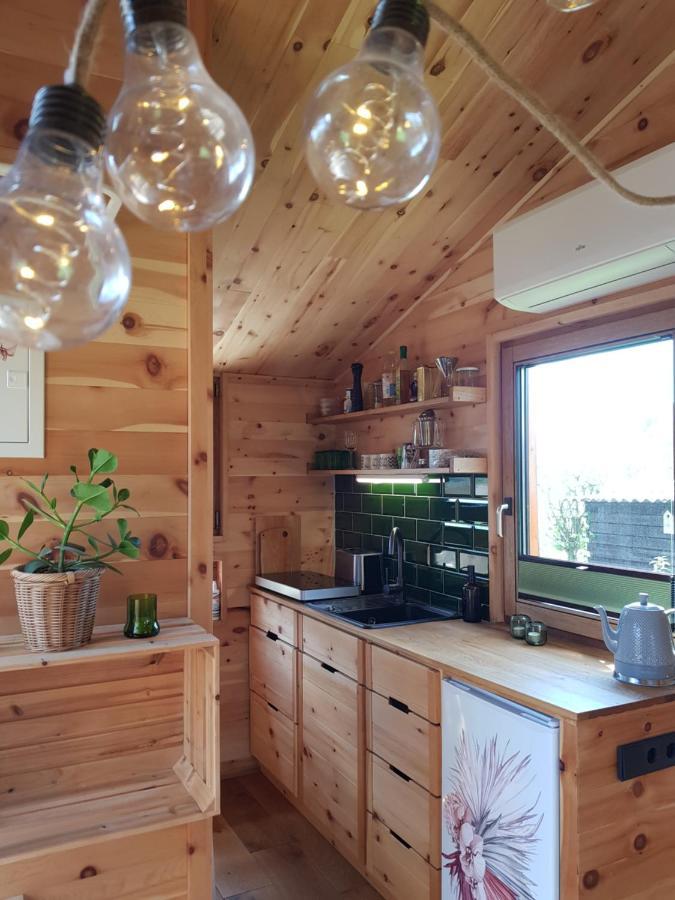 Zirbenholz Tiny House "Waldhauszeit" Am See Mücke Esterno foto